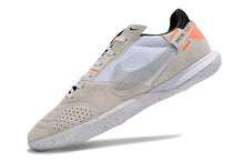 Carregar imagem no visualizador da galeria, Nike Street Gato Futsal - Creme