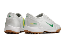 Carregar imagem no visualizador da galeria, Nike Total 90 Society - Branco Verde