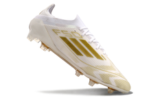 Carregar imagem no visualizador da galeria, Adidas F50 Elite FG - Branco Dourado