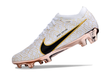 Carregar imagem no visualizador da galeria, Nike Air Zoom Mercurial Vapor 15 FG Elite - Golden Pack