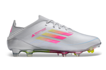 Carregar imagem no visualizador da galeria, Adidas Feminina F50 Elite FG - Cinza