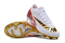 Carregar imagem no visualizador da galeria, Nike Feminina Air Zoom Mercurial Vapor 15 FG Elite - Branco Dourado