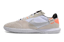 Carregar imagem no visualizador da galeria, Nike Street Gato Futsal - Creme
