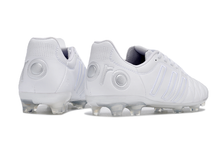 Carregar imagem no visualizador da galeria, Adidas 11 Pro FG - Branco