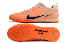 Carregar imagem no visualizador da galeria, Nike Air Zoom Mercurial Vapor 15 Pro Futsal - United Pack