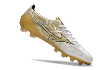 Carregar imagem no visualizador da galeria, Mizuno Alpha Made in Japan - Prism Gold Pack