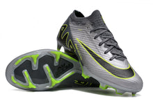 Carregar imagem no visualizador da galeria, Nike Feminina Air Zoom Mercurial Vapor 15 FG Elite - Prata