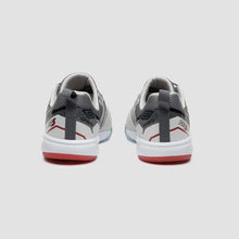 Carregar imagem no visualizador da galeria, Chuteira Futsal Umbro Pro 5 Bump Shark
