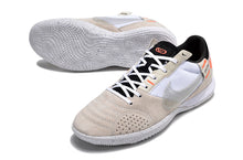Carregar imagem no visualizador da galeria, Nike Street Gato Futsal - Creme