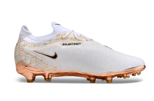 Carregar imagem no visualizador da galeria, Nike Feminina Phantom GX Elite DF FG - Golden Pack