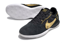 Carregar imagem no visualizador da galeria, Nike Street Gato Futsal - Preto Dourado