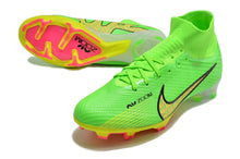 Carregar imagem no visualizador da galeria, Nike Feminina Air Zoom Superfly 9 FG Elite - Verde
