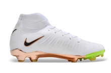 Carregar imagem no visualizador da galeria, Nike Feminina Phantom Luna Elite FG - Golden Pack