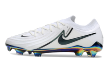 Carregar imagem no visualizador da galeria, Nike Phantom GX2 Elite FG - Branco Verde Esmeralda