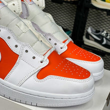 Carregar imagem no visualizador da galeria, Tênis Nike Air Jordan 1