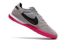 Carregar imagem no visualizador da galeria, Nike Street Gato Futsal - Rosa