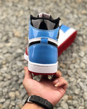 Carregar imagem no visualizador da galeria, Tênis Nike Air Jordan 1