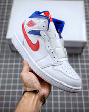 Carregar imagem no visualizador da galeria, Tênis Nike Air Jordan 1
