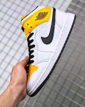 Carregar imagem no visualizador da galeria, Tênis Nike Air Jordan 1