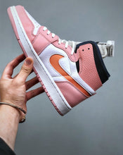 Carregar imagem no visualizador da galeria, Tênis Nike Air Jordan 1