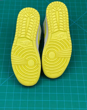 Carregar imagem no visualizador da galeria, Tênis Nike Air Jordan 1