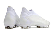 Carregar imagem no visualizador da galeria, Adidas Predator Accuracy + FG - Branco
