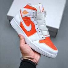 Carregar imagem no visualizador da galeria, Tênis Nike Air Jordan 1
