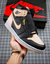 Carregar imagem no visualizador da galeria, Tênis Nike Air Jordan 1