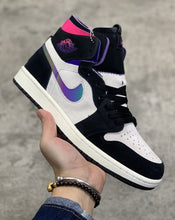 Carregar imagem no visualizador da galeria, Tênis Nike Air Jordan 1
