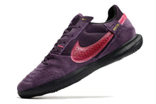 Carregar imagem no visualizador da galeria, Nike Street Gato Futsal - Roxo