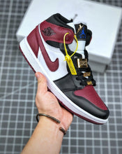 Carregar imagem no visualizador da galeria, Tênis Nike Air Jordan 1