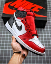 Carregar imagem no visualizador da galeria, Tênis Nike Air Jordan 1