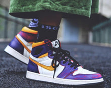 Carregar imagem no visualizador da galeria, Tênis Nike Air Jordan 1