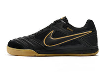 Carregar imagem no visualizador da galeria, Nike SB Gato Futsal - Preto Dourado