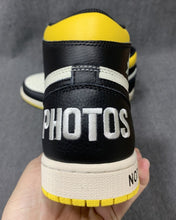 Carregar imagem no visualizador da galeria, Tênis Nike Air Jordan 1