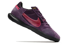 Carregar imagem no visualizador da galeria, Nike Street Gato Futsal - Roxo