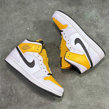 Carregar imagem no visualizador da galeria, Tênis Nike Air Jordan 1