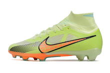 Carregar imagem no visualizador da galeria, Nike Feminina Air Zoom Superfly 9 FG Elite - Verde