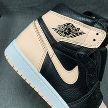 Carregar imagem no visualizador da galeria, Tênis Nike Air Jordan 1
