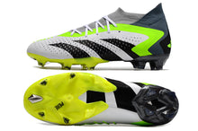 Carregar imagem no visualizador da galeria, Adidas Predator Accuracy .1 FG - Verde