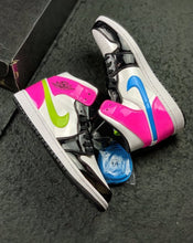 Carregar imagem no visualizador da galeria, Tênis Nike Air Jordan 1