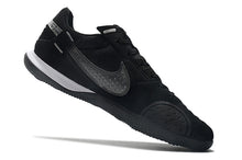 Carregar imagem no visualizador da galeria, Nike Street Gato Futsal - Preto