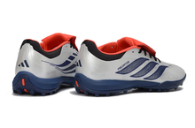 Carregar imagem no visualizador da galeria, Adidas Predator League 26 Society
