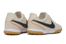 Carregar imagem no visualizador da galeria, Nike Tiempo Legend Ligera PRO Society - Bege
