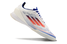 Carregar imagem no visualizador da galeria, Adidas F50 Elite Futsal IC
