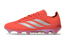 Carregar imagem no visualizador da galeria, Adidas Predator 26 Elite FG
