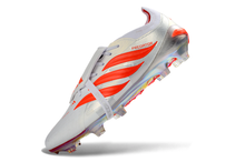 Carregar imagem no visualizador da galeria, Adidas Predator 26 Elite Tongue FG - Branco
