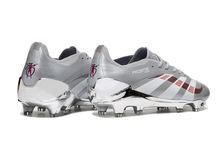 Carregar imagem no visualizador da galeria, Adidas Predator 25 Elite FG - Bellingham Chrome Dream
