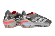 Carregar imagem no visualizador da galeria, Adidas Predator 26 Elite FG - Cinza
