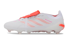 Carregar imagem no visualizador da galeria, Adidas Predator 26 Elite Tongue FG
